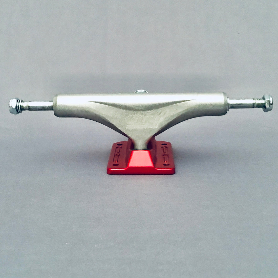 Enuff Decade Pro Satin Trucks - Red
