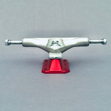 Load image into Gallery viewer, Enuff Decade Pro Satin Trucks - Red
